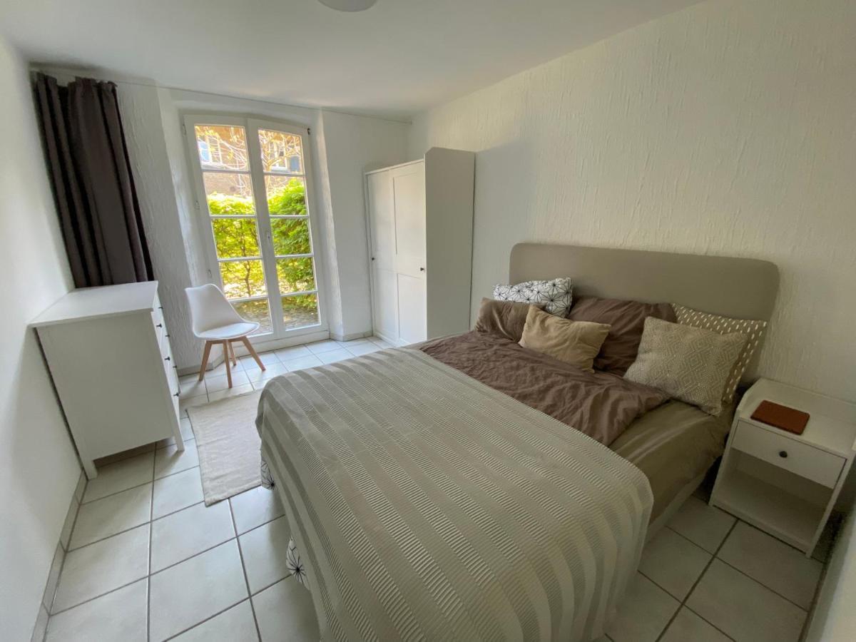 Denkmalschutz - Zentral - Haustiere - Messe Apartment นอยส์ ภายนอก รูปภาพ